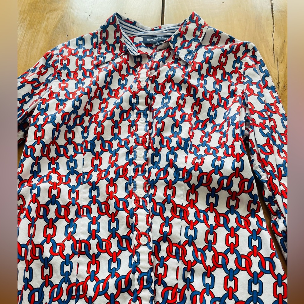 Jones New York Red and Blue Chain Pattern Shirt